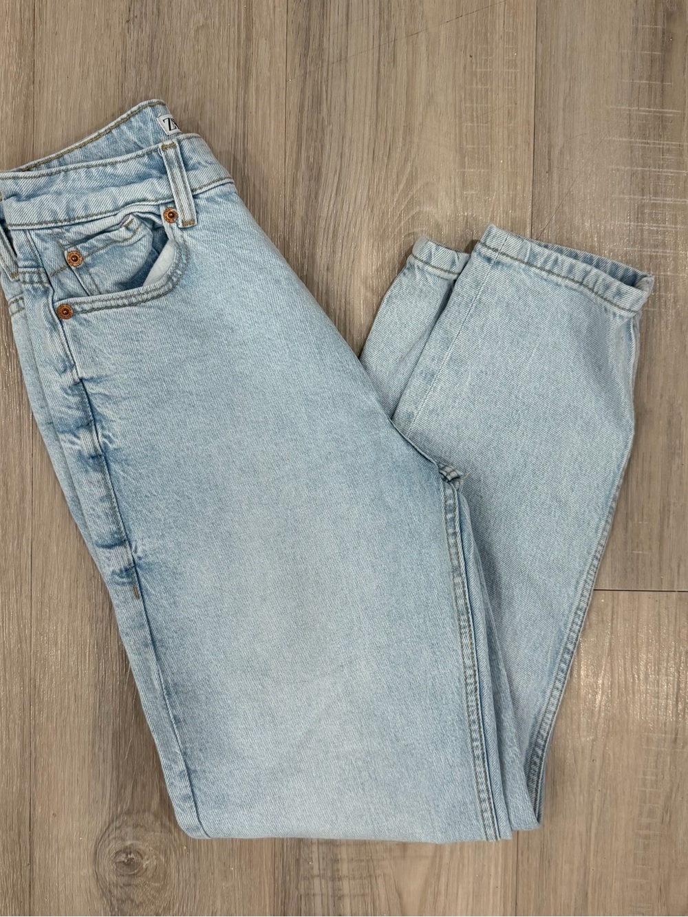 Zara Light Blue Straight-Look Women's Jeans